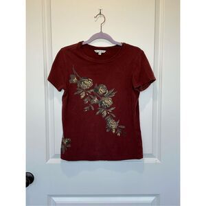 CAbi Burgundy Floral Rhinestone Short Sleeve T-Shirt Size Small